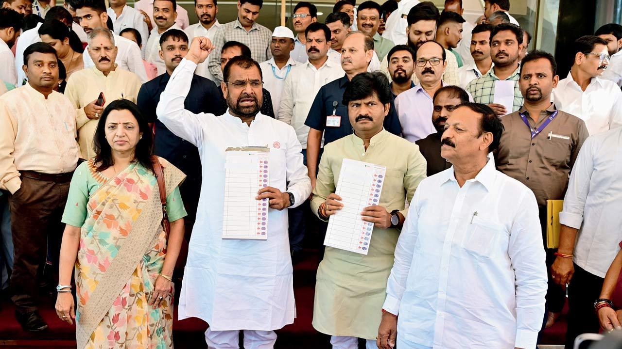 Maharashtra: Opposition MLAs take oath, raise pitch against EVMs 