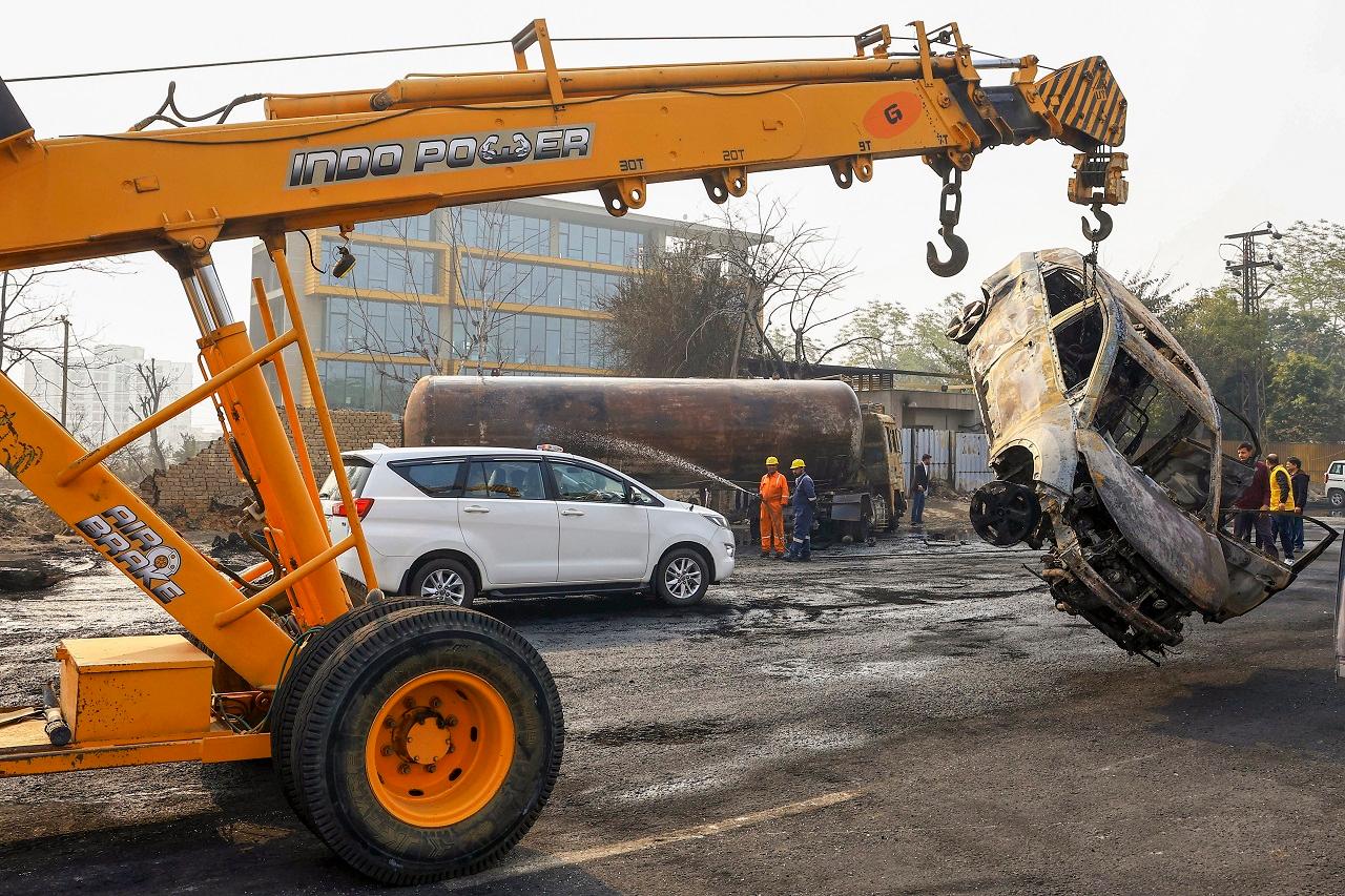 Most of the people injured in the accident are admitted to the 'Burn Unit' of the SMS Hospital