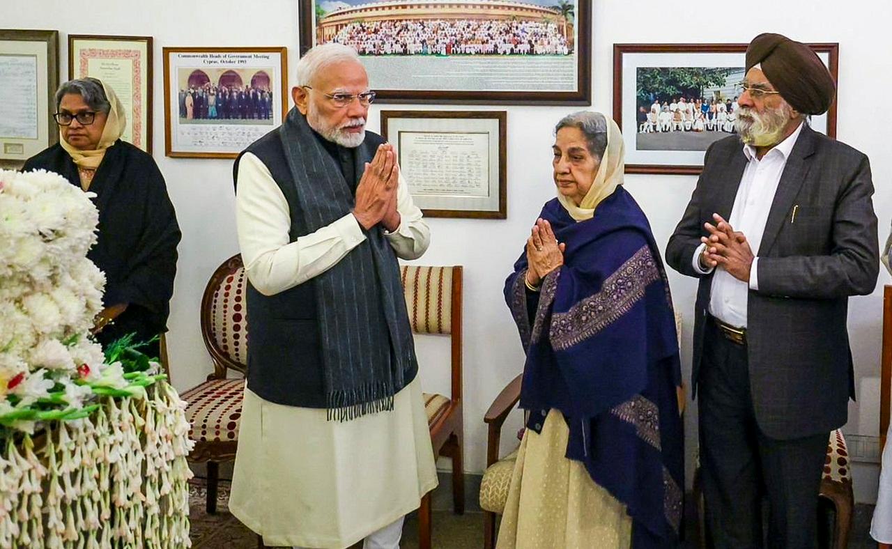 The Prime Minister also offered condolences to Manmohan Singh's family on his demise