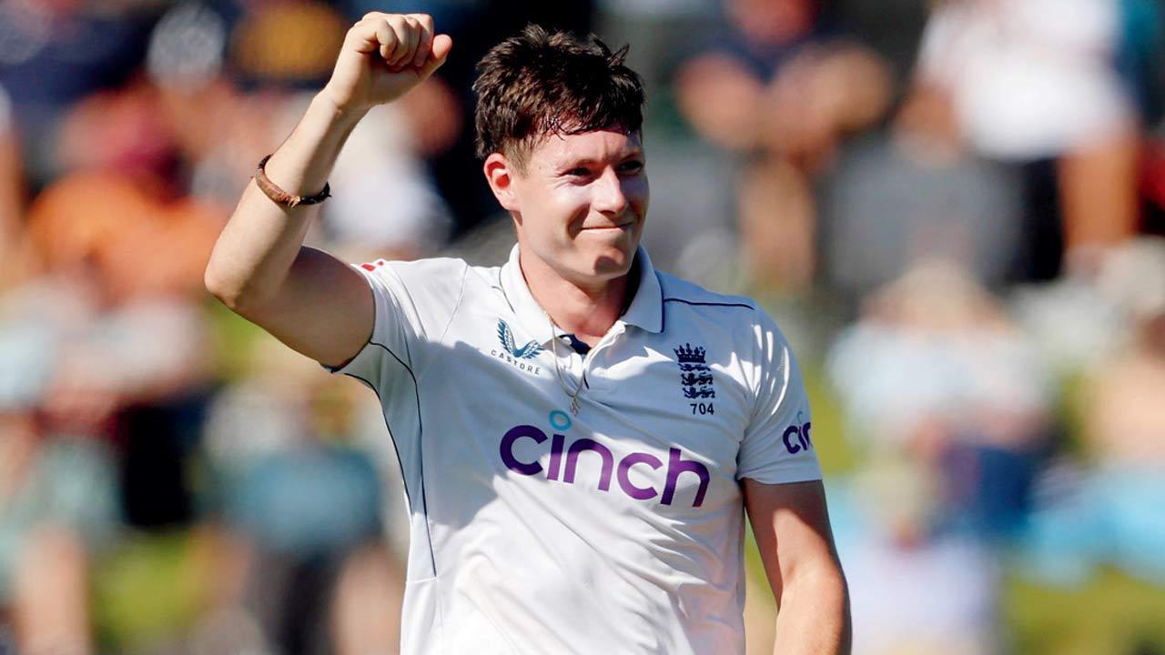 3rd Test: Potts, Atkinson help England fight back against NZ