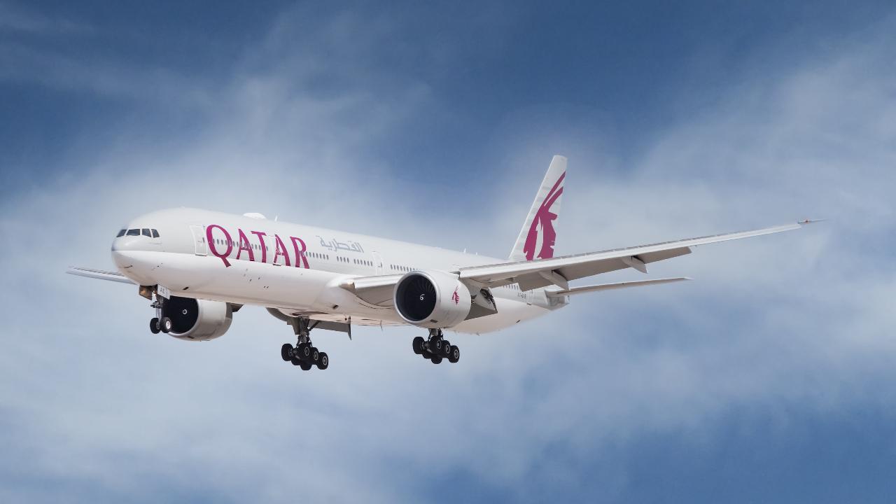 Next in line is Qatar Airways, the flag carried of the Qatar, which has got 8.11 overall and 8.2 for on-time performance, 8.9 for customer opinion and 7.3 for claim processing.