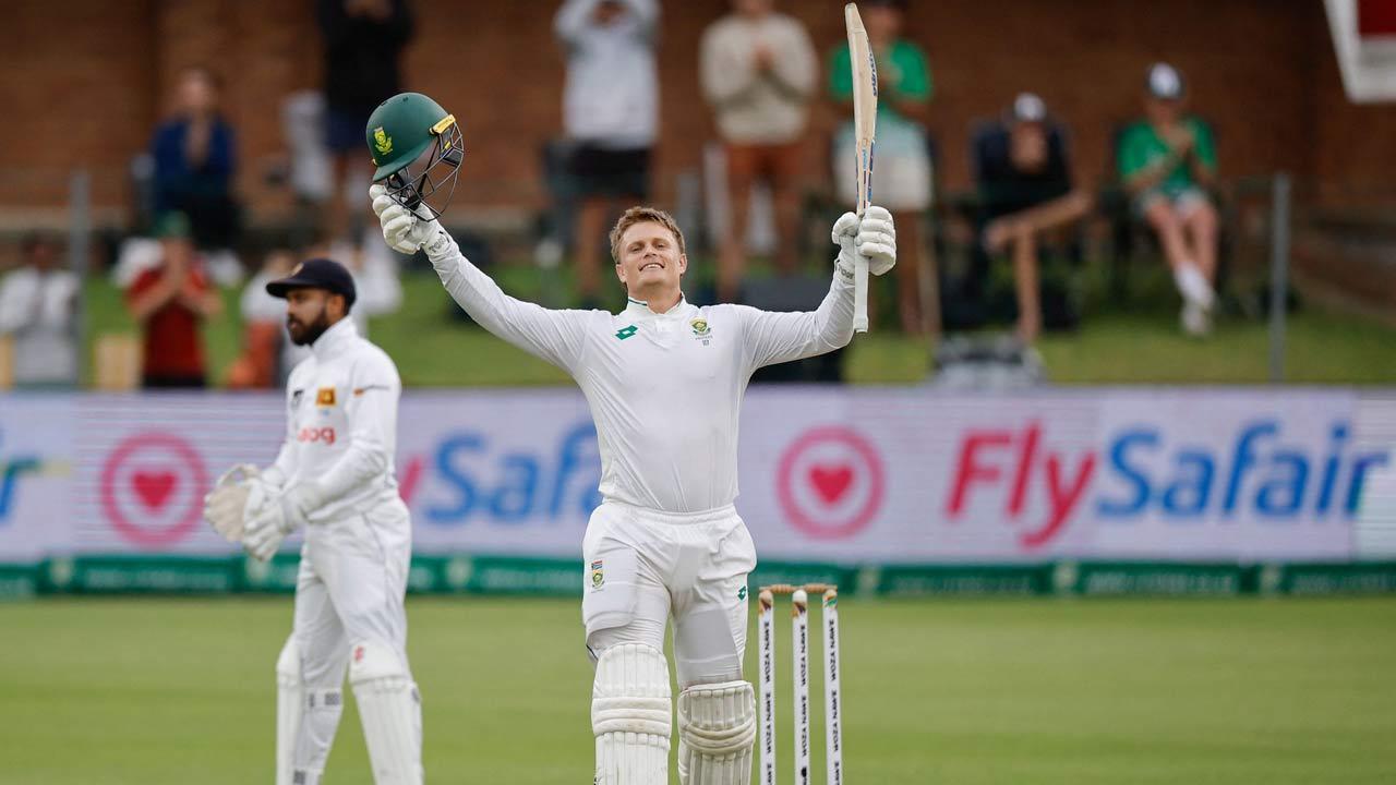 SA v SL, 2nd Test: Rickelton ton highlights South Africa fight in trying conditions