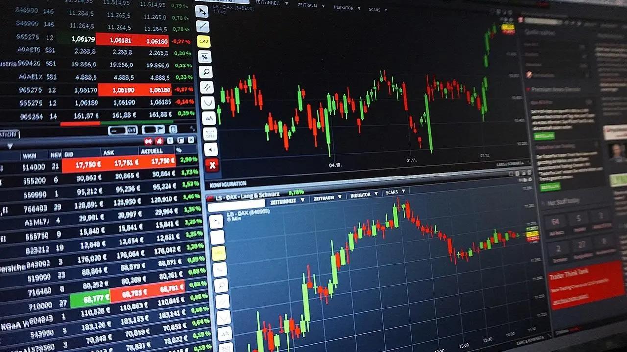 Nifty and Sensex open flat as market faces pressure from strong dollar