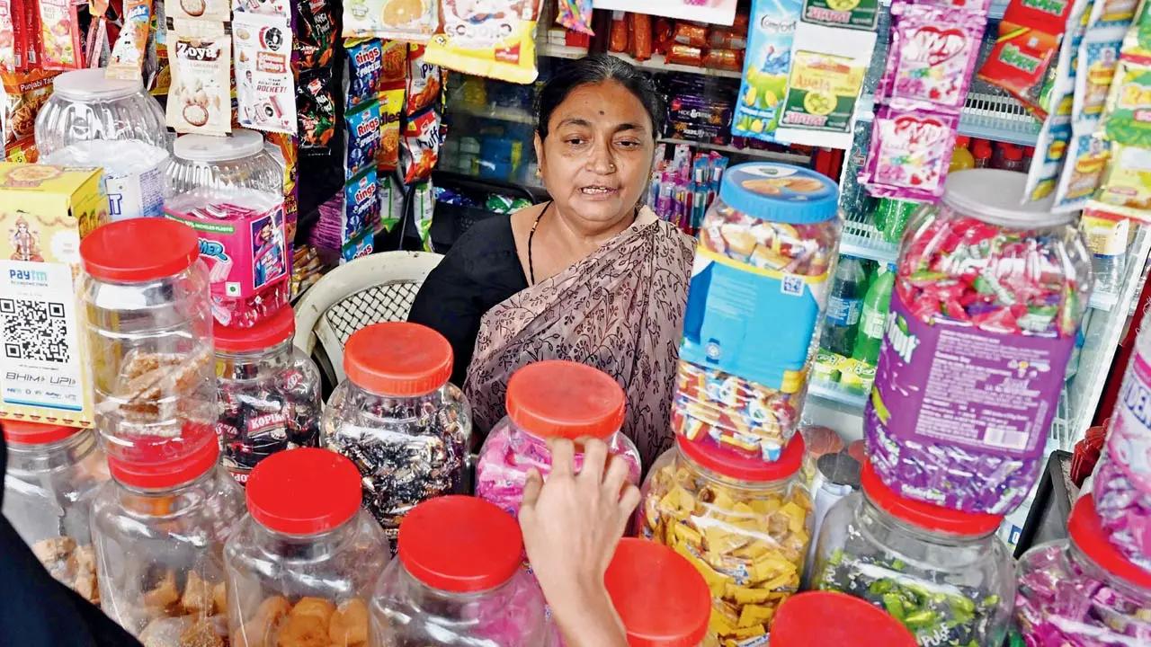 Surekha Rajbhog, a shopkeeper, witnessed the bus veer dangerously as she handed change to a customer. Although the bus didn’t strike anyone near her shop, she recalls the fear as it disappeared down the street, leaving chaos in its wake.