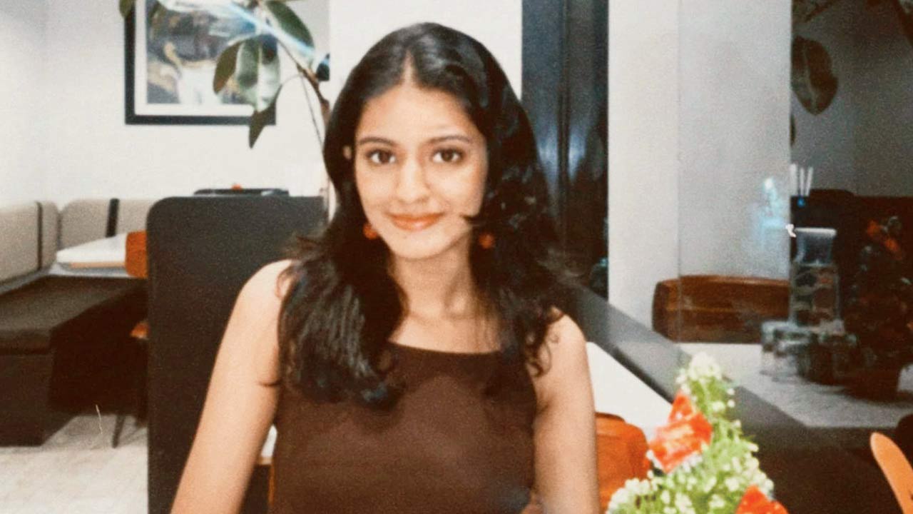 Shravani Vijay Desai, student, 20, Borivli West. 