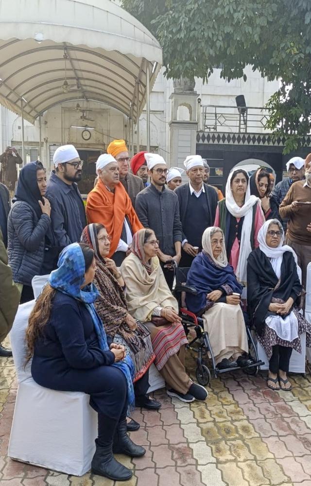 The ashes were collected from the Nigambodh Ghat on Sunday morning by Singh`s family members and later taken to the `Asht Ghat` on the Yamuna river bank