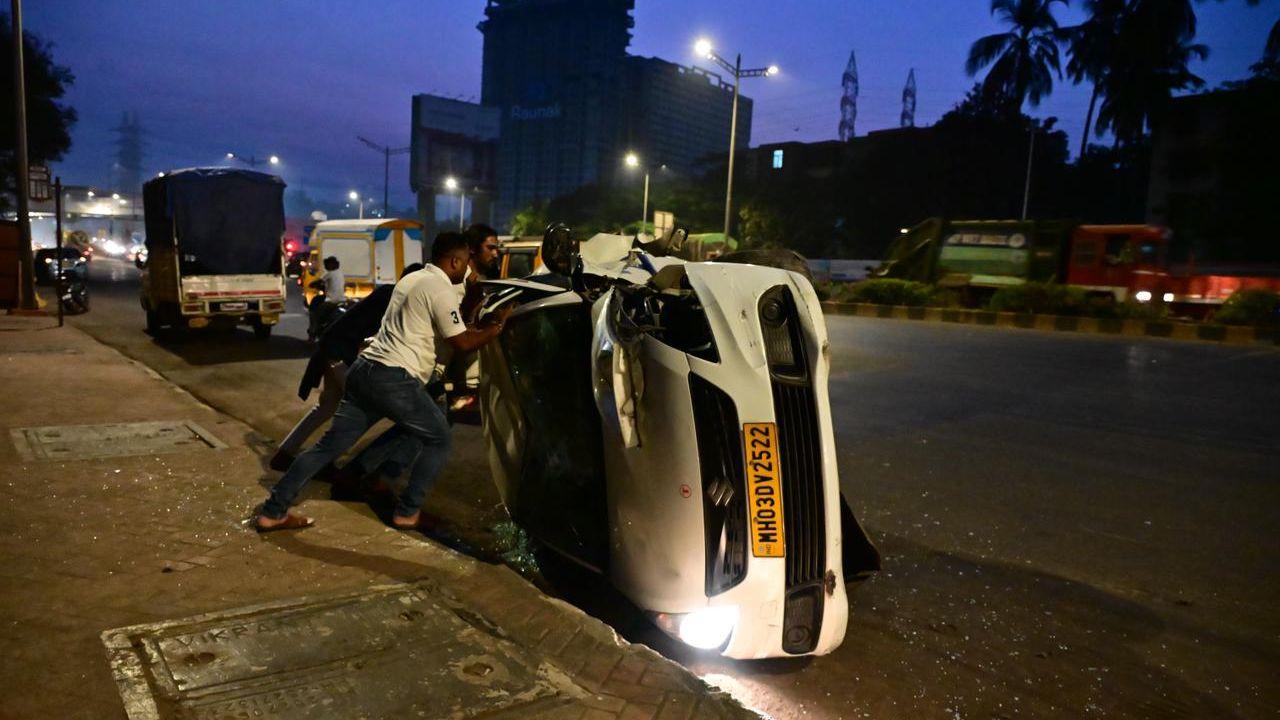 Their BBA pupils Jedan Jimmy and Sahil Menda (both 18), survived the crash.