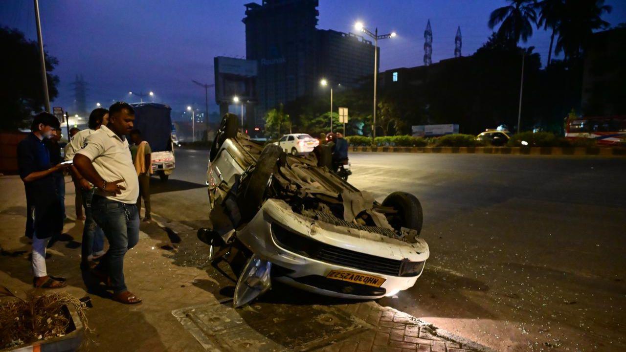 The group was returning to Goregaon from Bandra with takeaway food when the accident occurred.