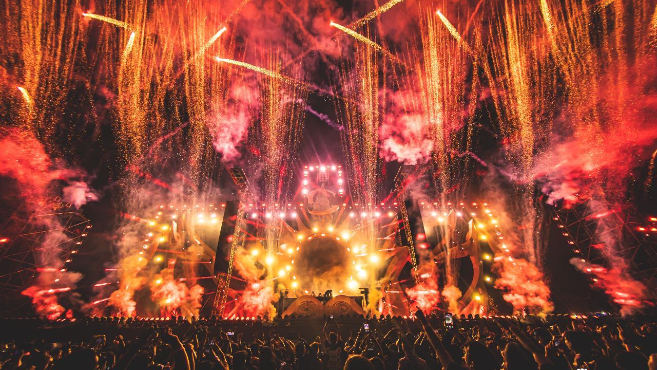 The 18th edition of this iconic festival, happening till December 30 in the stunning countryside of Dhargalim. Photos Courtesy: Sunburn Goa 2024