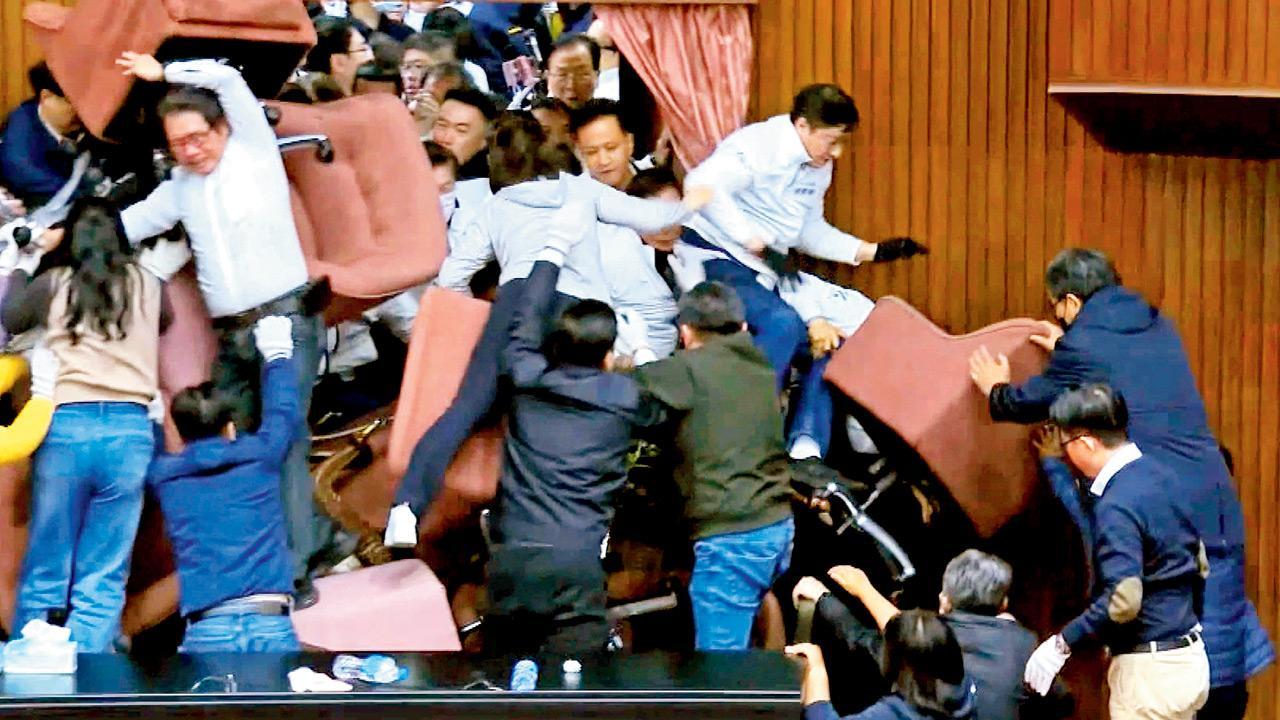 Lawmakers clash in Taiwan’s legislature