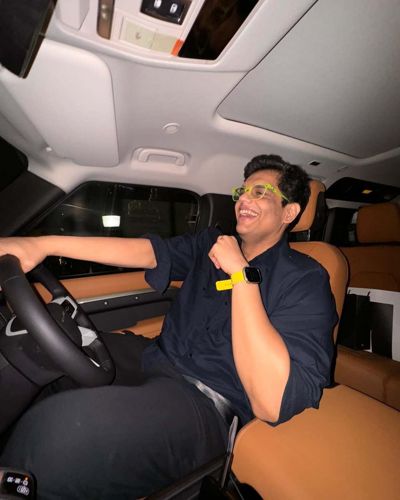 Tanmay attributed his transformation to a disciplined diet, consistent exercise, and a focus on strength training. He frequently emphasizes the role of a gradual calorie deficit and a high-protein diet in achieving his noticeable physical changes