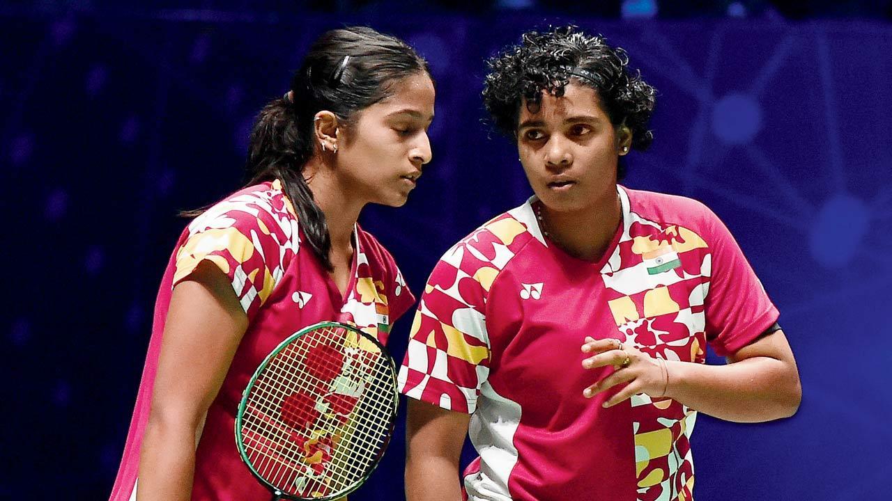 Treesa-Gayatri pair win second match to keep semis hopes alive