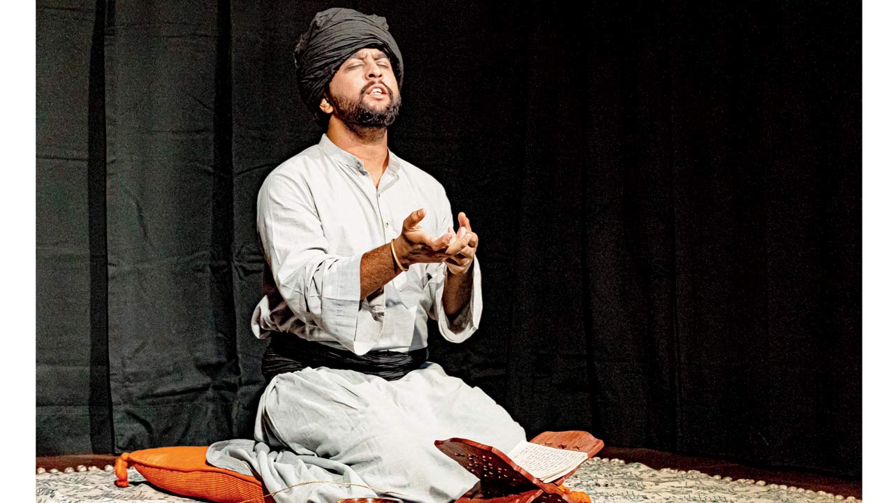 Actor Ashwin Chitale, who also teaches Persian and Urdu, performing Rumi Hai in July