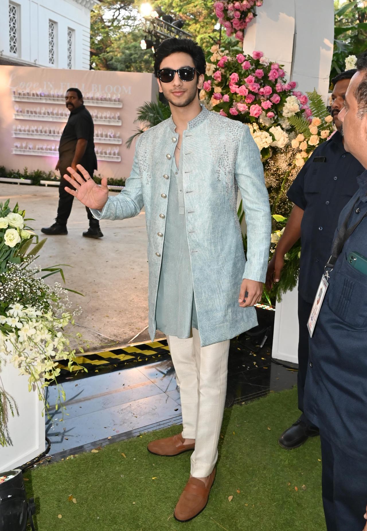 Actor Vedang Raina looked dapper in a traditional ensemble.