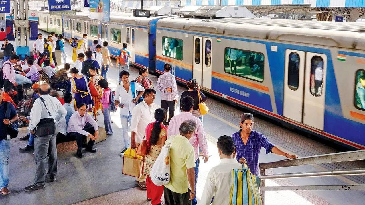 Western Railway introduces 15-car non-AC local train from Bhayandar after commuters’ protests
