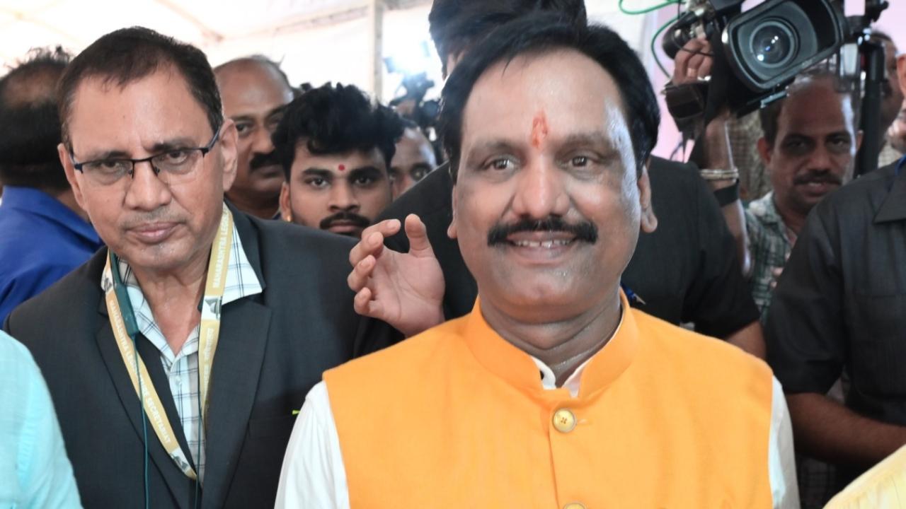Maharashtra legislature winter session wasted as ministers sans portfolios kept mum: Opposition