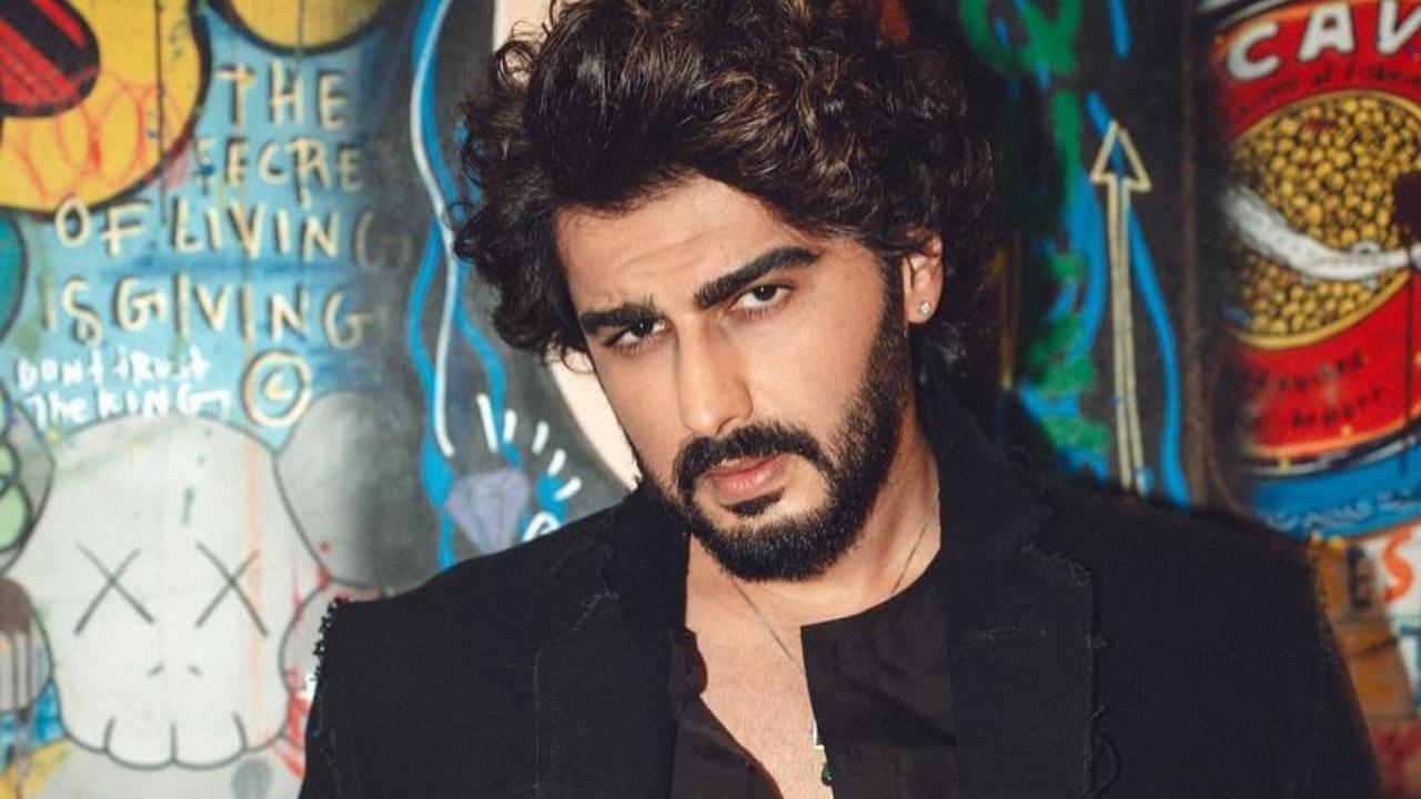 Arjun Kapoor falls victim to cybercrime, warns fans of fake account claiming to be his manager