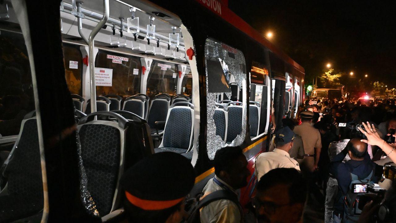 The injured persons were rushed to the nearby hospitals including BMC-run Bhabha Hospital in Kurla and Sion Hospital. (Pic/Sameer Abdedi)