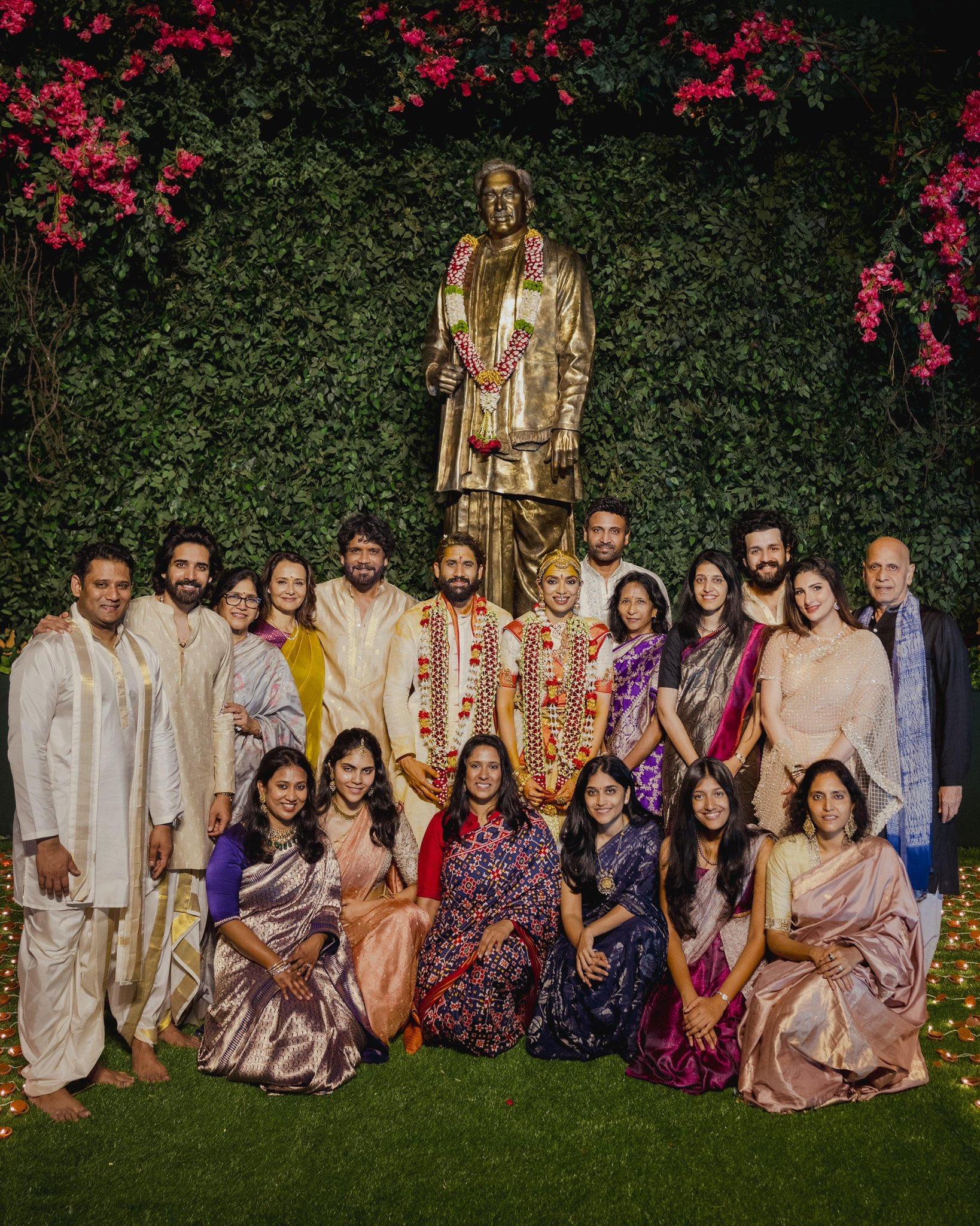 He also shared a magnificent family portrait at the wedding venue.