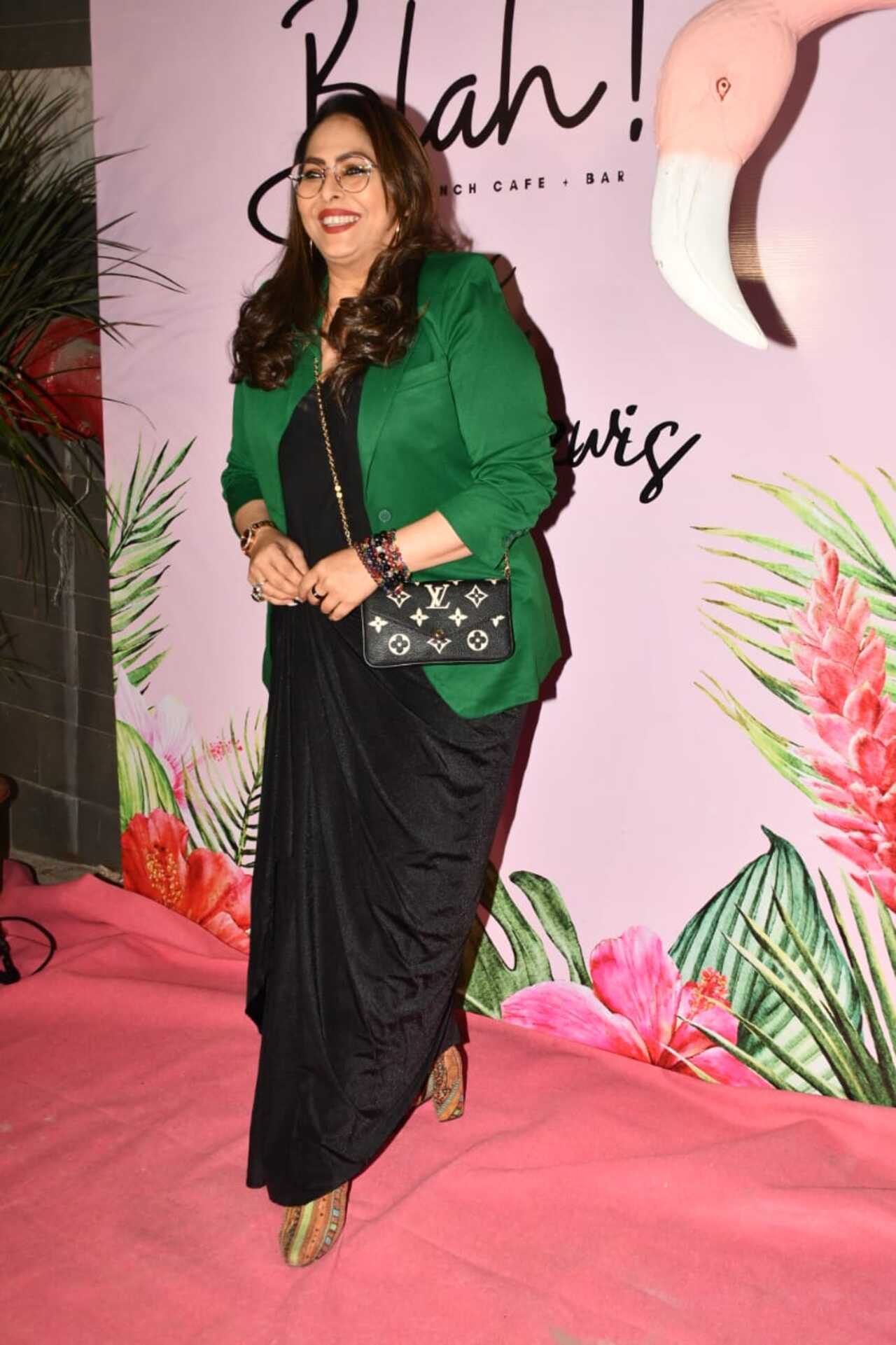 Choreographer Geeta Kapur looked lovely in a black dress paired with a green blazer