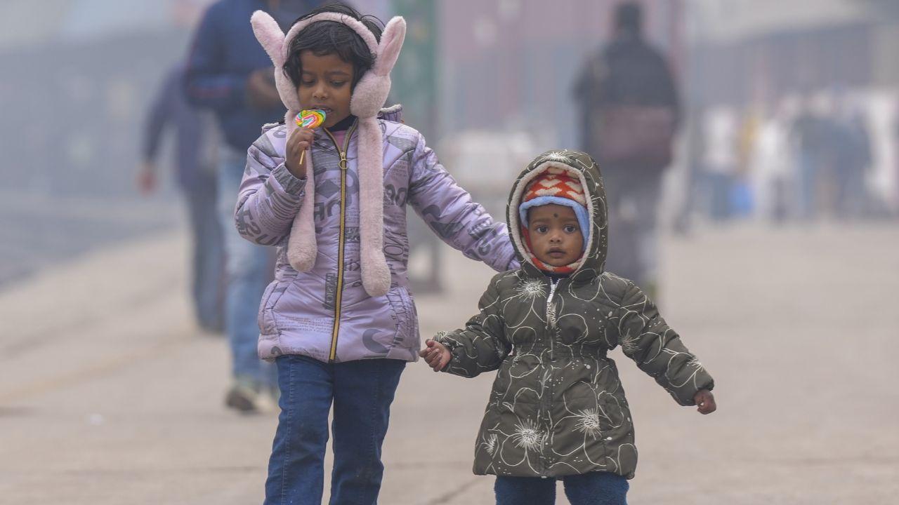 On the previous day, the AQI also fell into the 'severe' category, measuring 403 at 7 AM. (In Pic: Children in warm clothes on a cold winter day, in New Delhi on Monday)