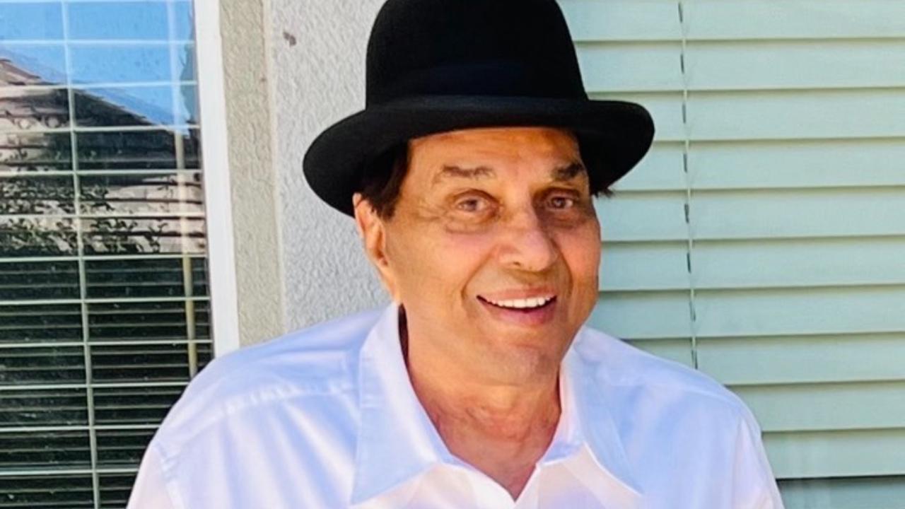 Fan spots Dharmendra stuck in Mumbai traffic, veteran actor's sweet gesture wins hearts
