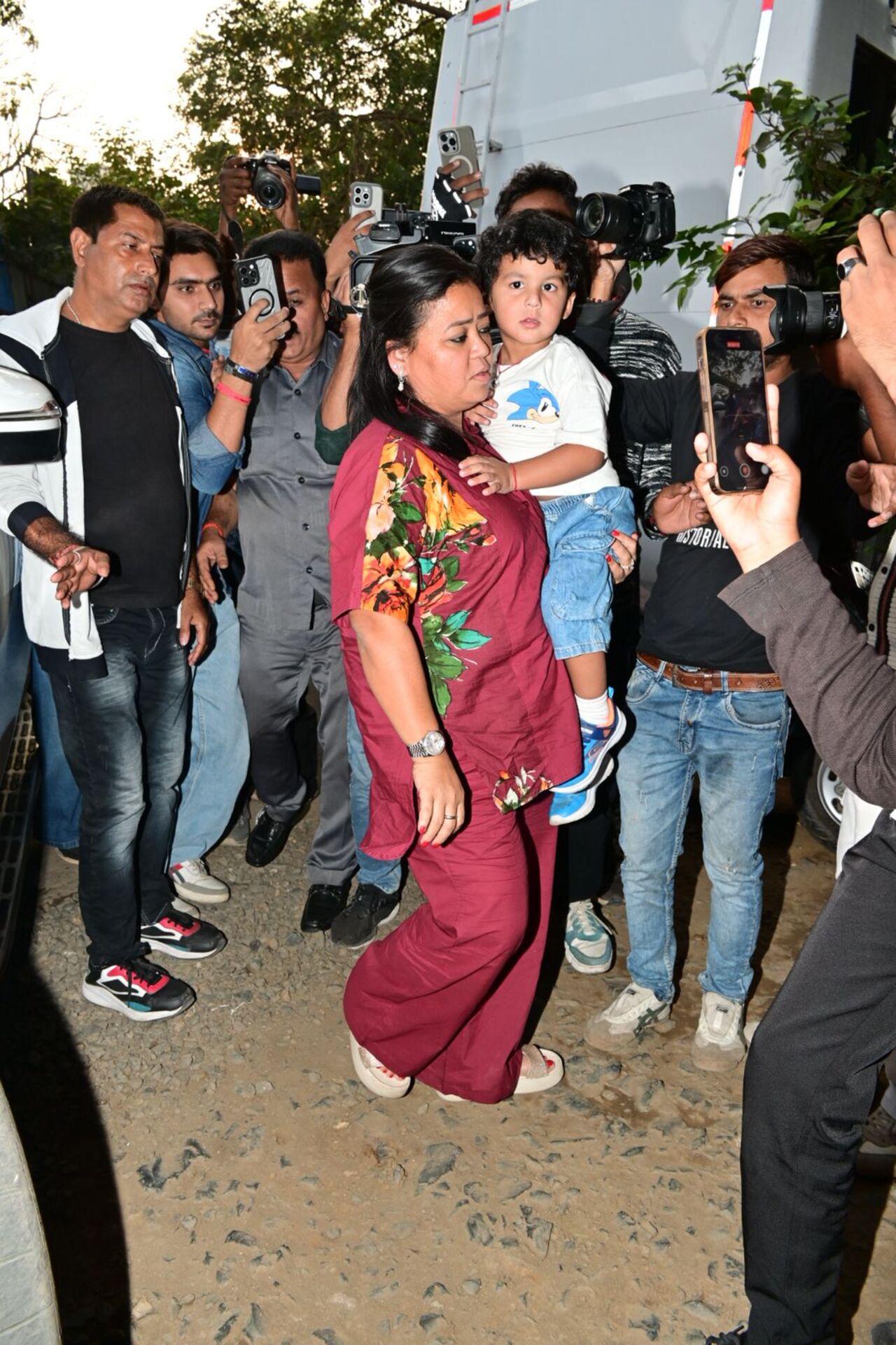Bharti Singh was on the sets of Laughter Chefs with her son.