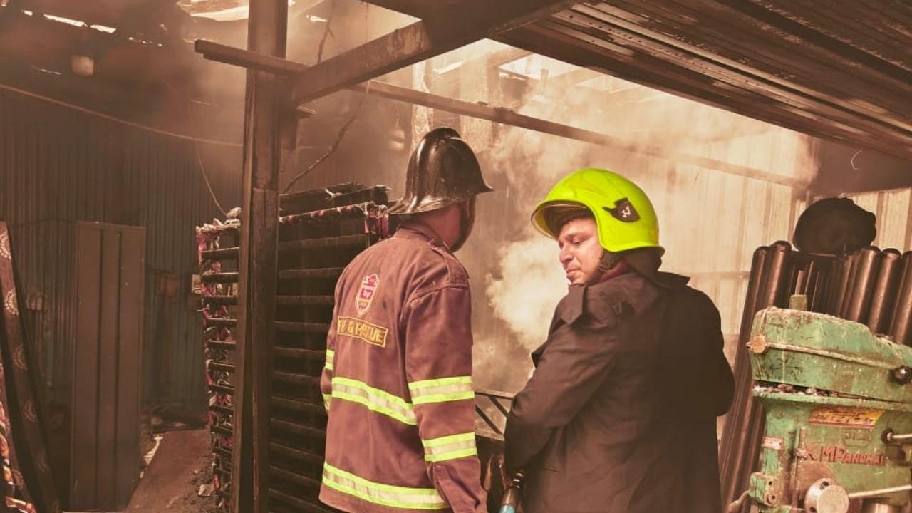 Fire breaks out at furniture godown in Maharashtra's Thane, nobody injured