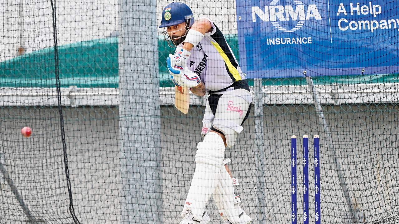 Kohli leads team training, Rohit bats against semi-new and new ball