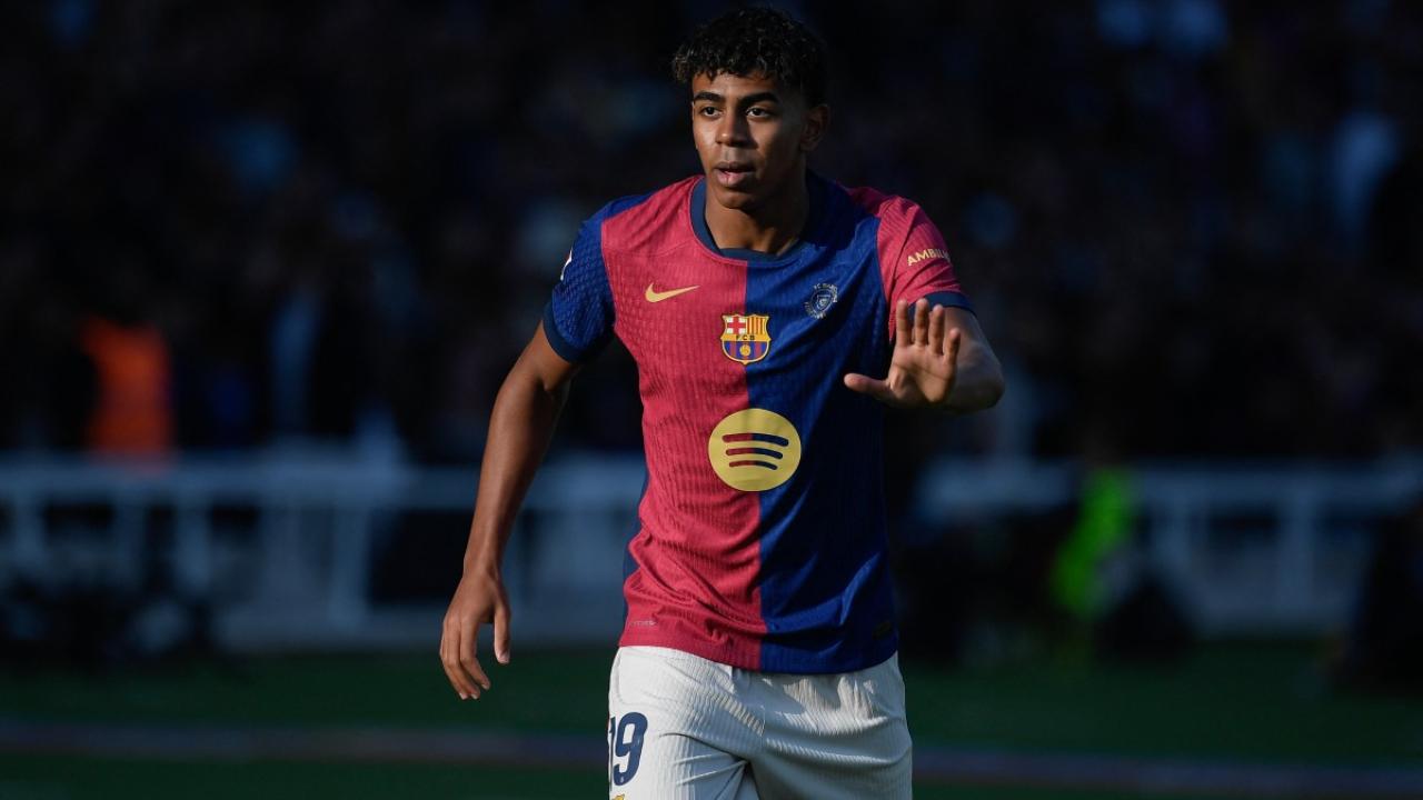 Another standout athlete in the 2024 search rankings is Lamine Yamal, the 17-year-old Spanish football prodigy. Yamal’s stellar performances in Spain’s Euro 2024 victory and his explosive impact at FC Barcelona have made him a sensation, with fans eagerly anticipating his future. The young forward has quickly become a vital part of Barcelona’s attacking force, earning him the third spot on the list.