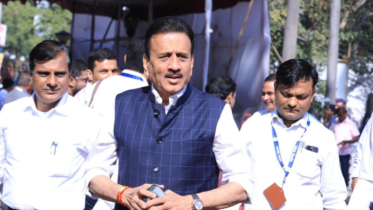 Girish Mahajan
Senior BJP MLA Girish Mahajan currently representing Jamner vidhan sabha constituency