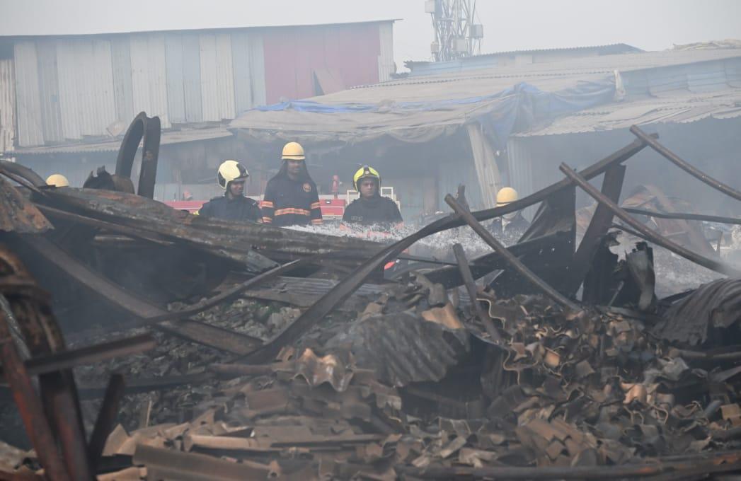 The scrap godown structures, made of steel and tin, posed challenges for firefighting efforts as they were load-bearing and difficult to enter. The cause of the fire remains unknown, and investigations are underway to determine how the blaze started.