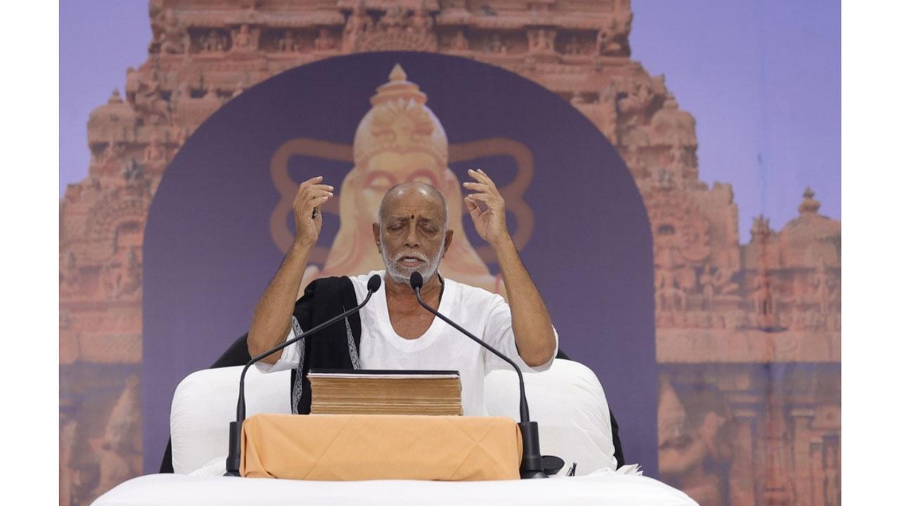 Morari Bapu says bhajan is not a path, but the destination