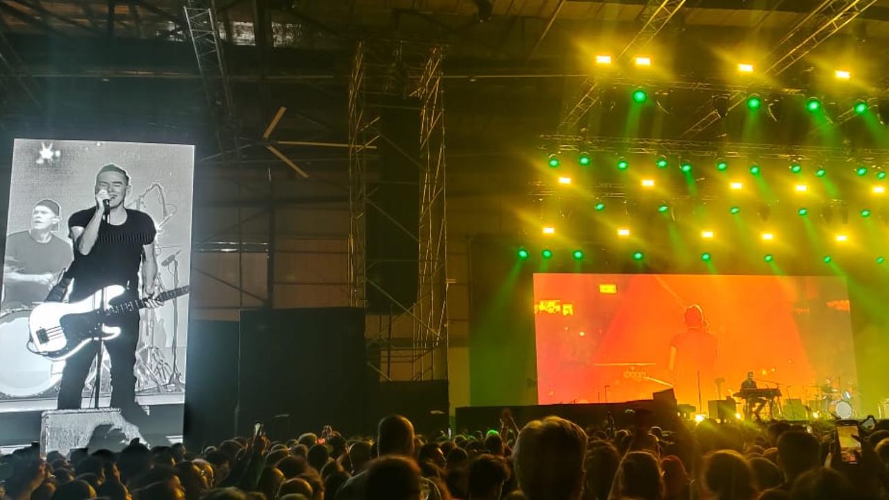 Bryan Adams ended a memorable performance with a classic 'Lets Make It A Night to Remember' leaving the crowd wanting for more