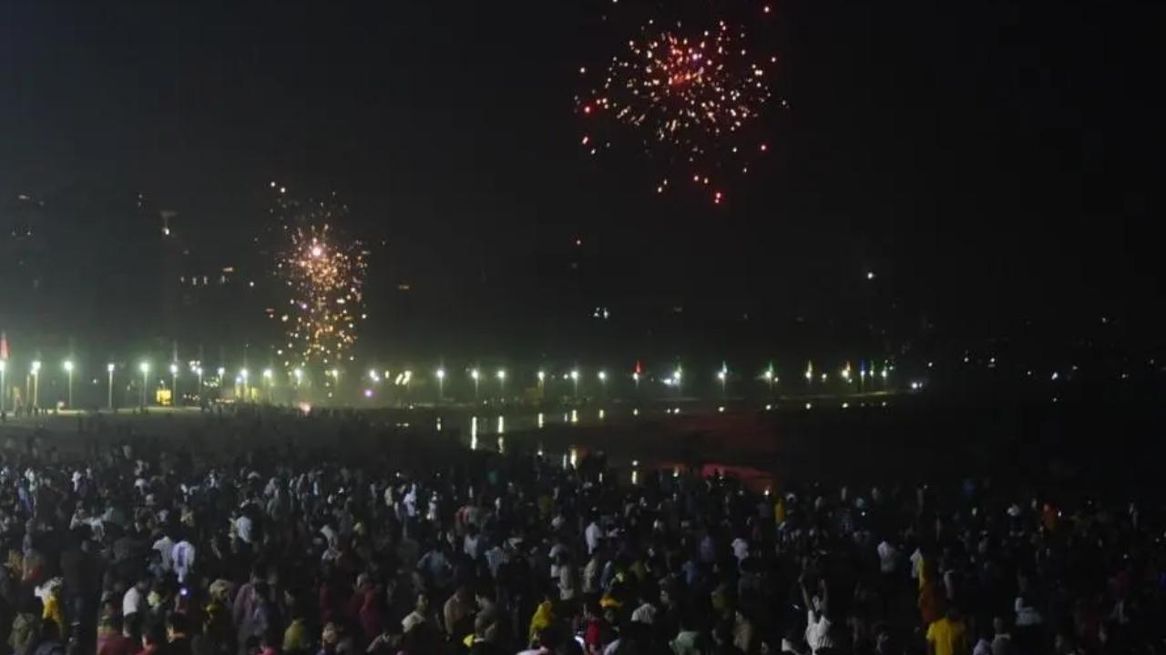 New Year Eve 2024: Mumbai Police issues traffic advisory for motorists in Bandra, check details