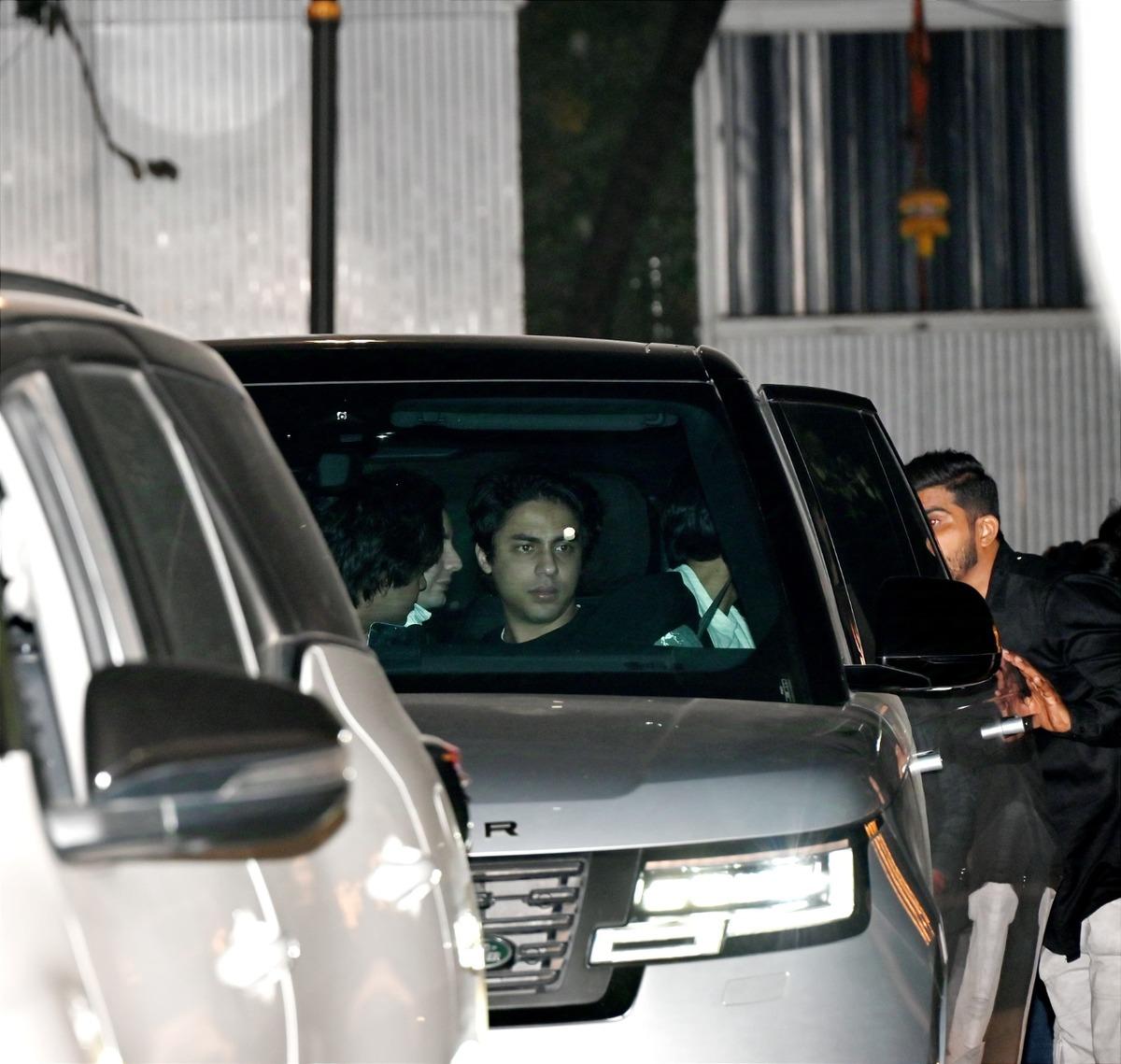 Aryan Khan, son of Shah Rukh Khan was spotted at Nirvaan's birthday party. He was clicked while he was sitting in his car.
