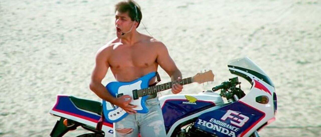 O O Jaane Jaana (Pyaar Kiya To Darna Kya, 1998)
This energetic track became a sensation, marking Salman Khan’s entry as a music icon in Bollywood. With its catchy beats and Salman’s charming dance moves, it became one of the most-loved party anthems and is still loved by all