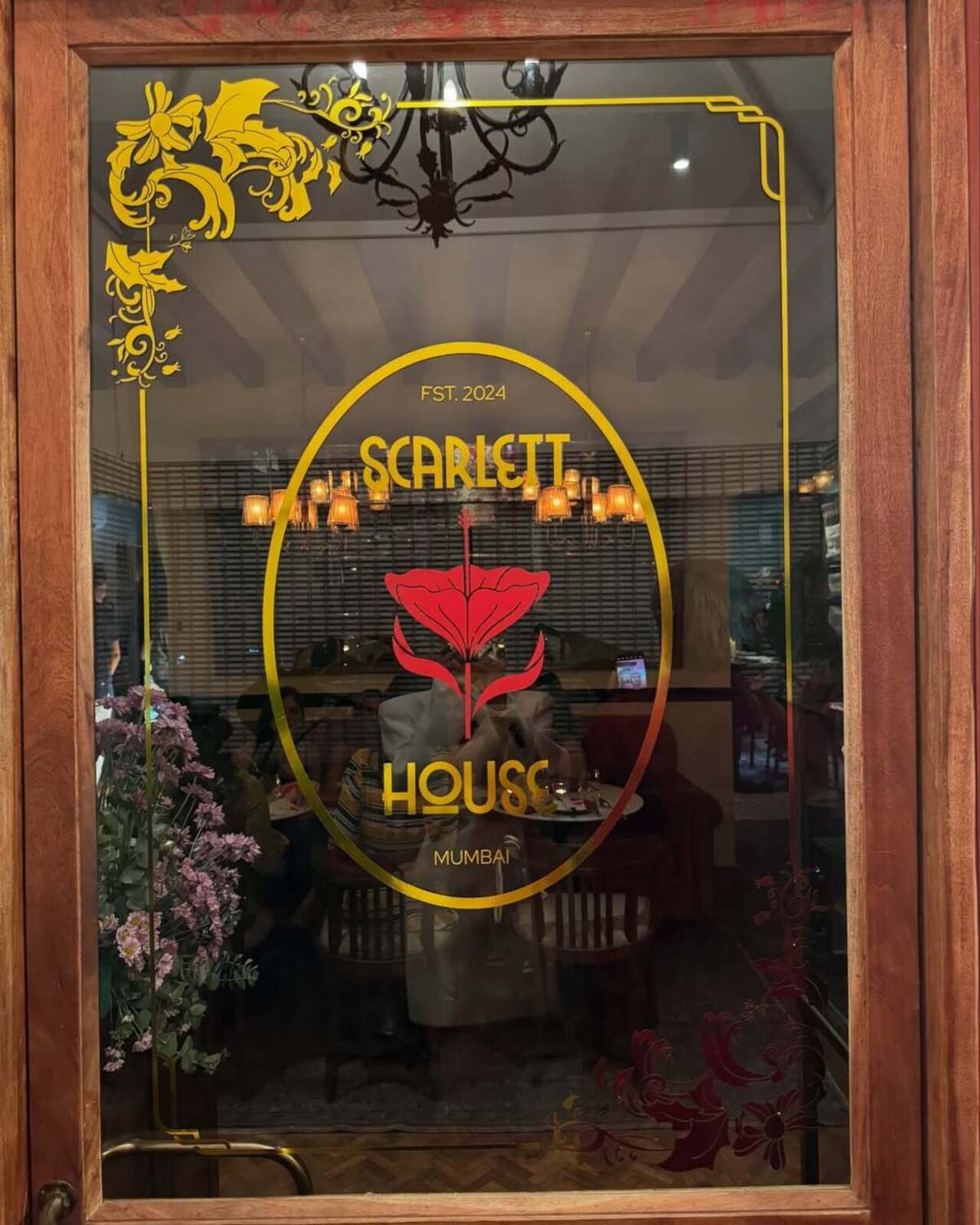 The dynamic menu keeps evolving with the time of the day and also features a 'Malla's favourite' section, showcasing delicacies loved by Malaika Arora. Fay Baretto has also crafted a section of beverages to compliment the meals. It offers various elixirs designed to relieve stress, provide energy and to benefit hair and skin.
