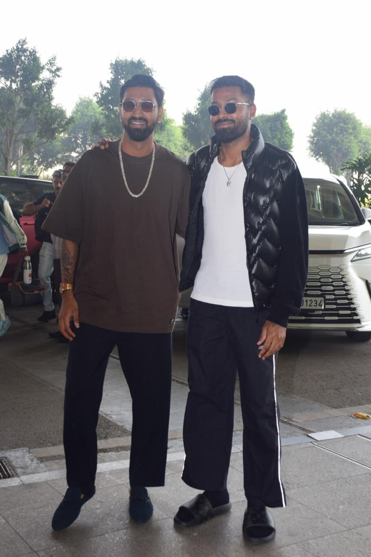 Brothers and cricketers Hardik and Krunal Pandya were spotted in a dapper avatar at the airport. 