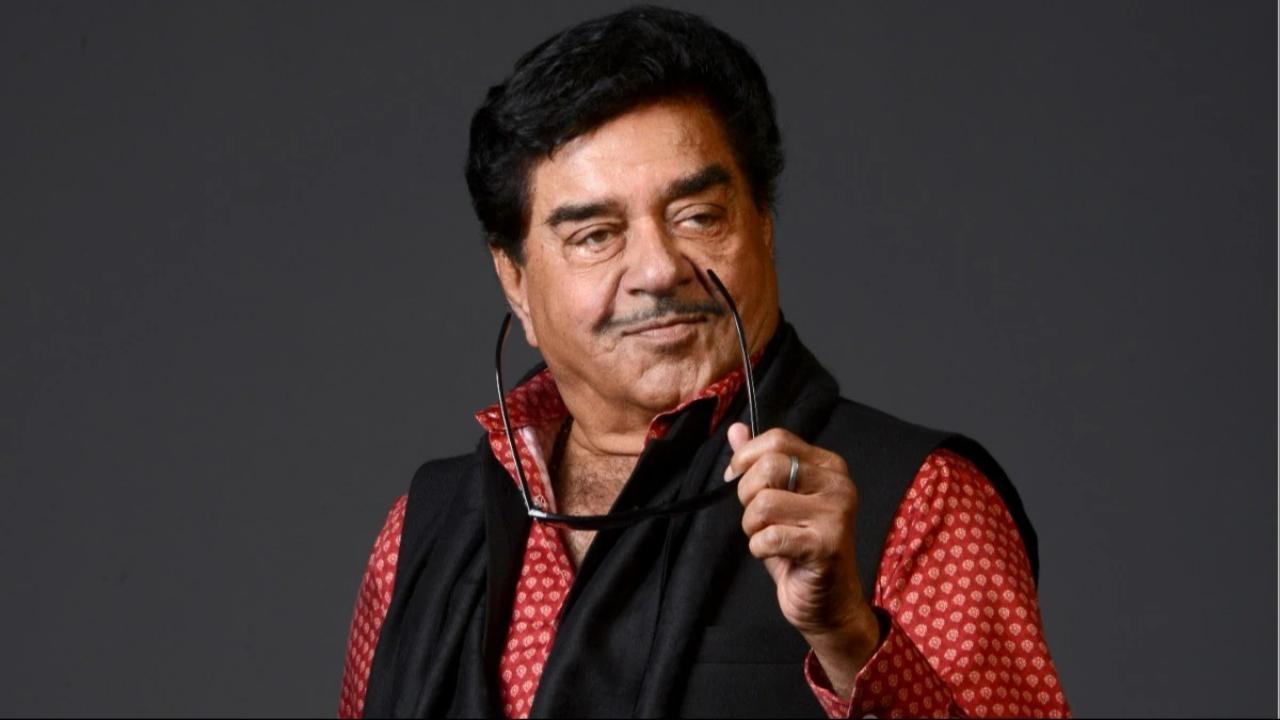 Shatrughan Sinha comes to Sonakshi Sinha's defence against Mukesh Khanna: 'She doesn't need certificate of approval from anyone'