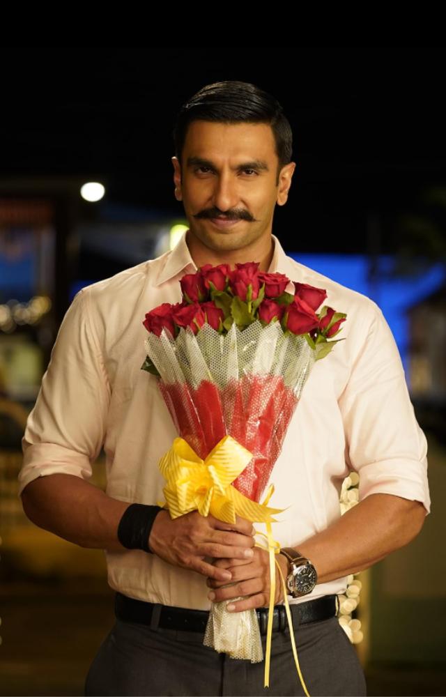 'Joh deto traas, tyancha mi gheto class.' Meaning whoever tries to disturb his peace or trouble him, will have a good one from him. (From Simmba) 