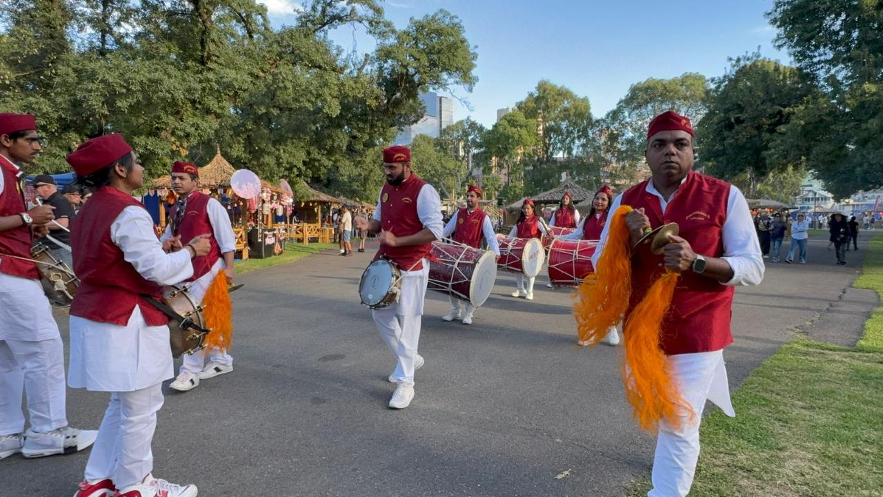 The rhythmic pulse of the dhol resonated through the crowd, adding a festive touch to the atmosphere and leaving everyone in awe of the local talent.