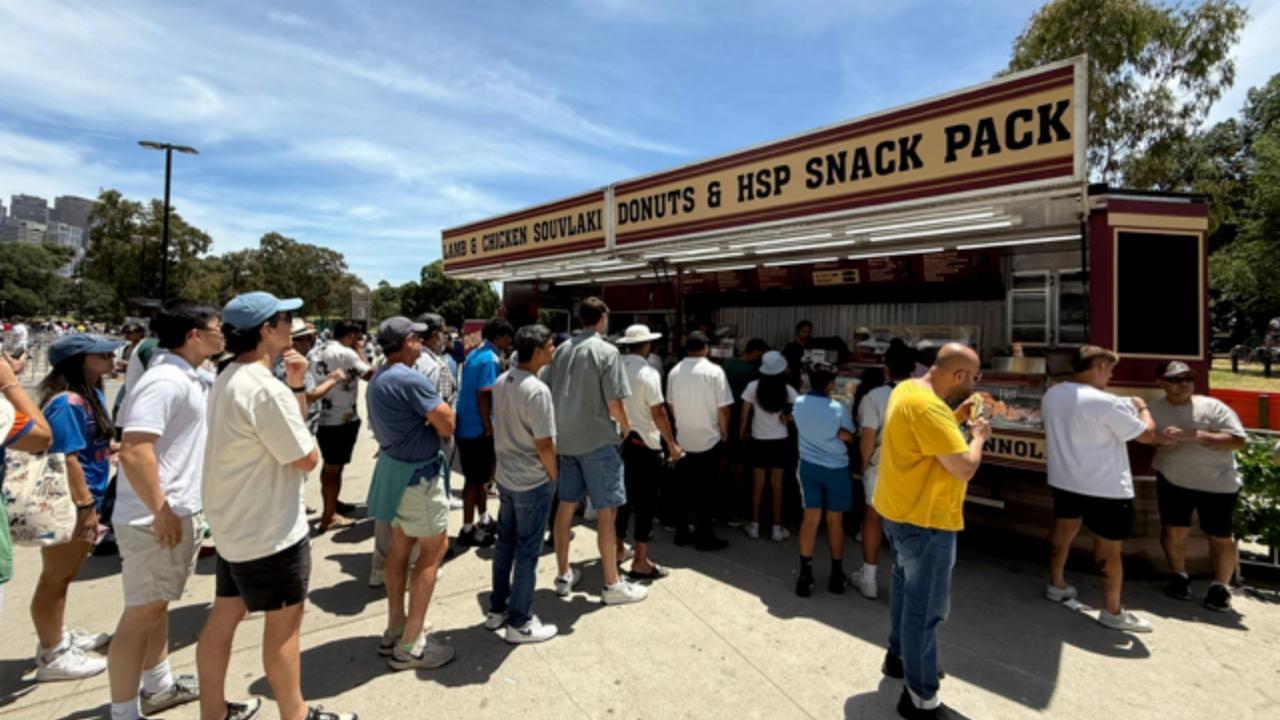 Record-breaking crowds flock to MCG for Boxing Day Test finale