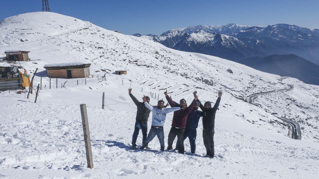 Several areas in the higher reaches of Jammu and Kashmir received fresh snowfall such as the Patnitop hill station, Udhampur district. (Pic/ PTI)