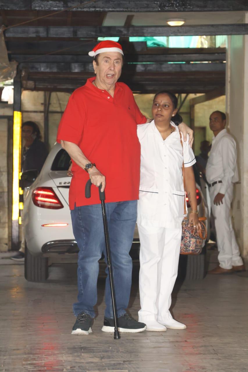 Randhir Kapoor looked adorable in his Santa cap