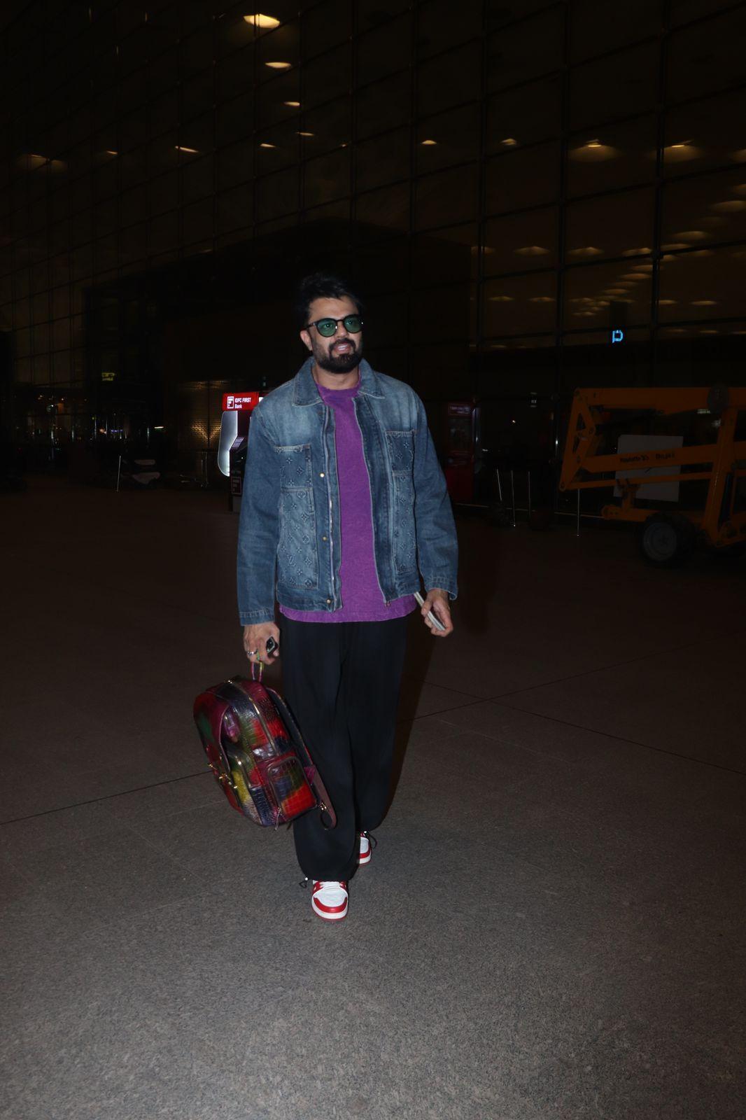 Manish Paul wore smart outfit as he was snapped at Mumbai airport