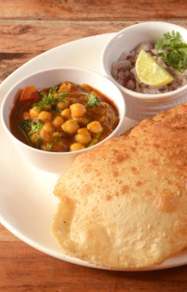 New Delhi followed closely, placed on 45th position globally. Famous dishes include dal makhani, murgh makhani, chhole bhature, pakora and gulab jamun.