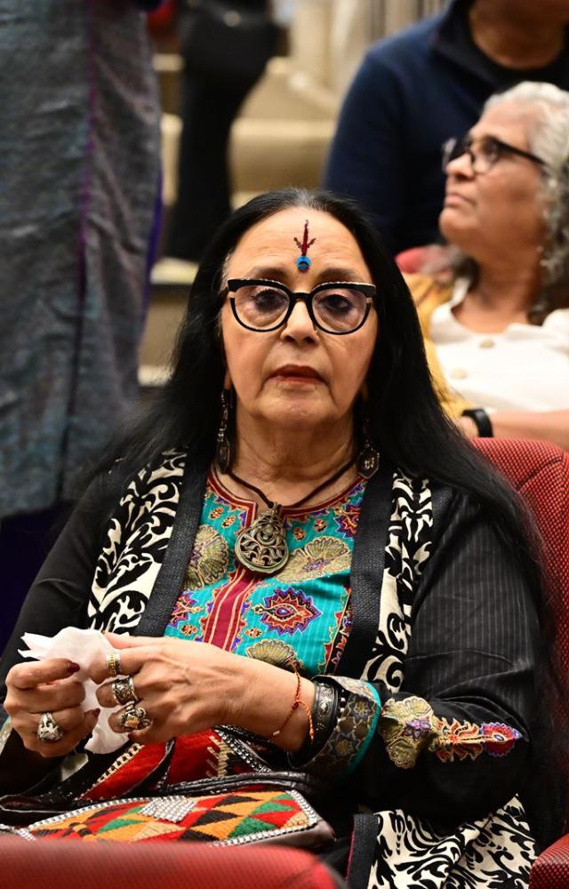 Singer Ila Arun was also in attendance for the meet.