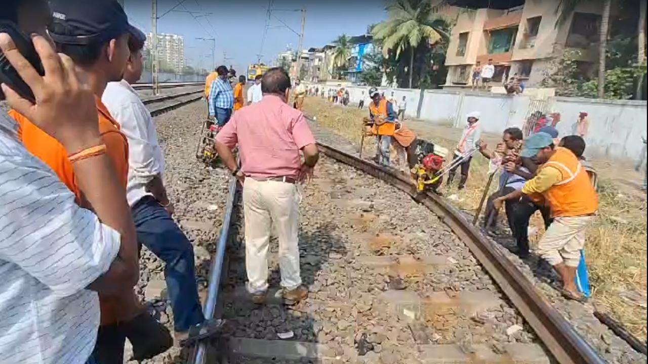 Mumbai: Local train services disrupted on Virar-Nalasopara line after railway track buckling