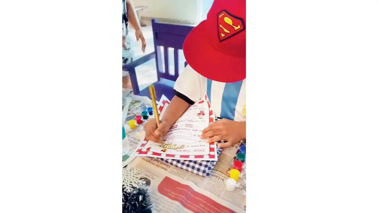 Craft your Christmas 
Workshop: This festive season, write a letter to Santa, create your own Christmas card, and paint your own baubles to deck the halls at this pop-up.TIME 11 am to 2.30 pm AT Nautilus at Candies, 5AA Pali Hill, Bandra West. LOG ON TO @whimsicalexperiencesbombay COST Rs 800